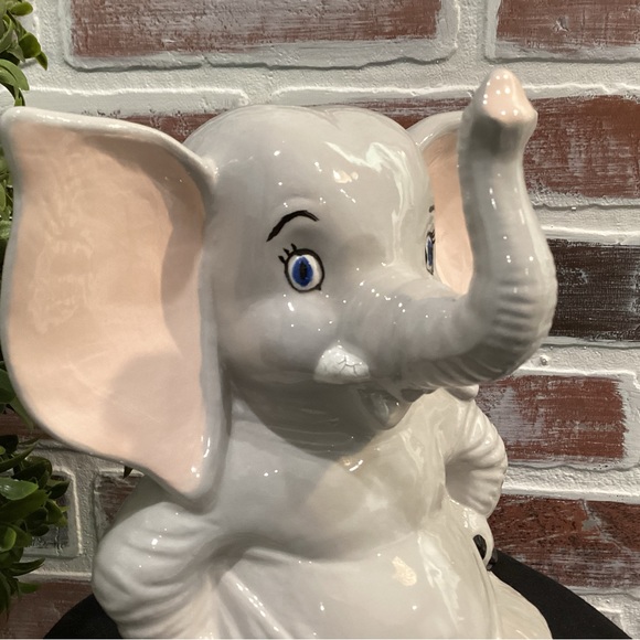 Vintage Ceramic Crafted Elephant - 1984 - Great Condition - Cute Decor Item - Picture 6 of 12